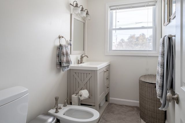 5 Wiswall Rd, Newton, MA 02459