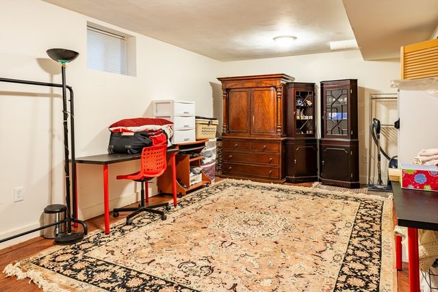 5 Wiswall Rd, Newton, MA 02459