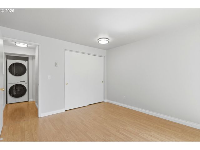 8720 Sw TUALATIN Rd 303, Tualatin, OR 97062