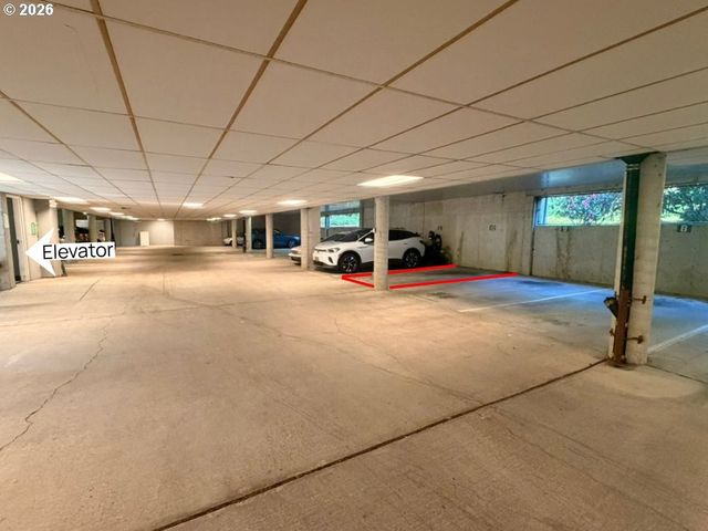 8720 Sw TUALATIN Rd 303, Tualatin, OR 97062