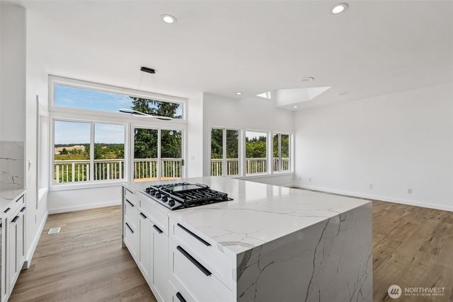 2805 Chambers Bay Drive, Steilacoom, WA 98388