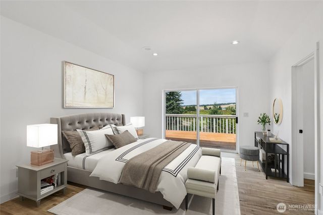 2805 Chambers Bay Drive, Steilacoom, WA 98388