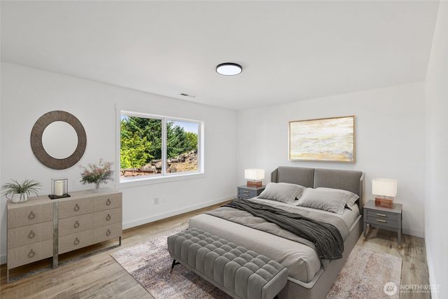 2805 Chambers Bay Drive, Steilacoom, WA 98388