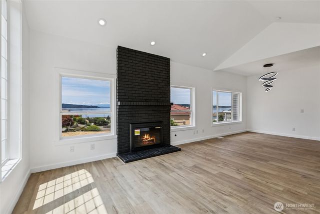 2805 Chambers Bay Drive, Steilacoom, WA 98388