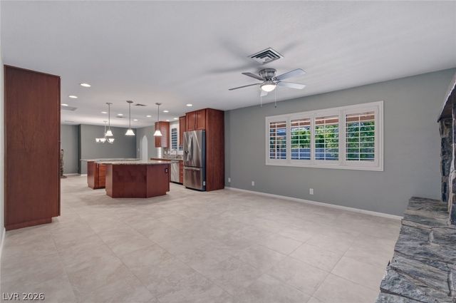 5309 North Chieftain Street, Las Vegas, NV 89149