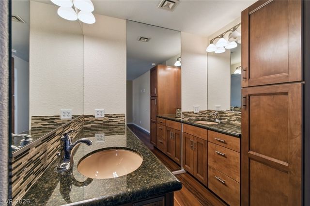 5309 North Chieftain Street, Las Vegas, NV 89149