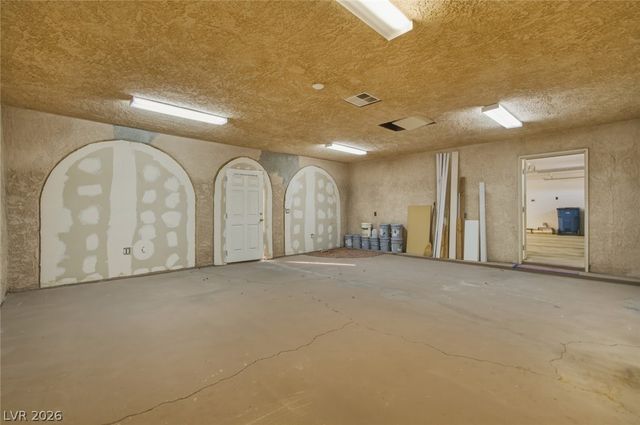 5309 North Chieftain Street, Las Vegas, NV 89149