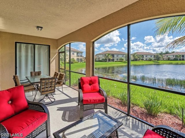 9114 Prima WAY 102, Naples, FL 34113