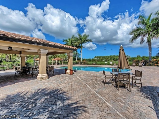 9114 Prima WAY 102, Naples, FL 34113