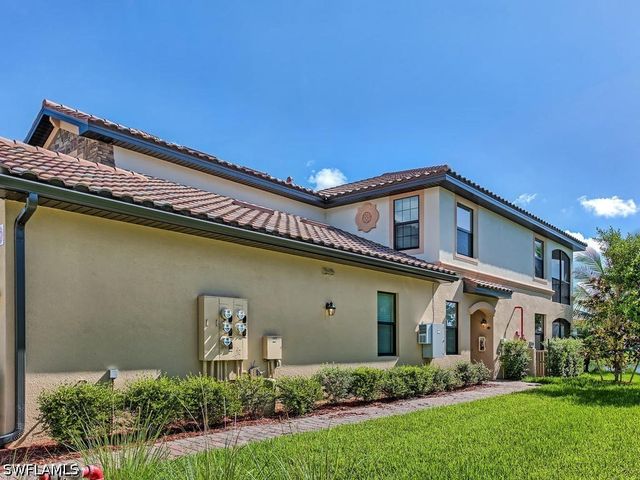 9114 Prima WAY 102, Naples, FL 34113