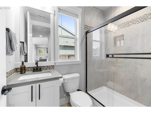 5788 N 86TH Cir, Camas, WA 98607