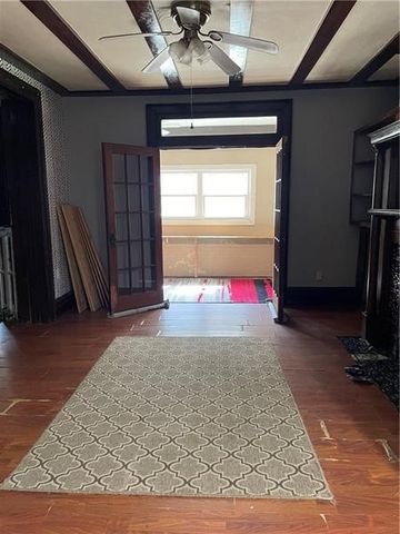 9 Gratz St, Hempfield Twp, PA 15675
