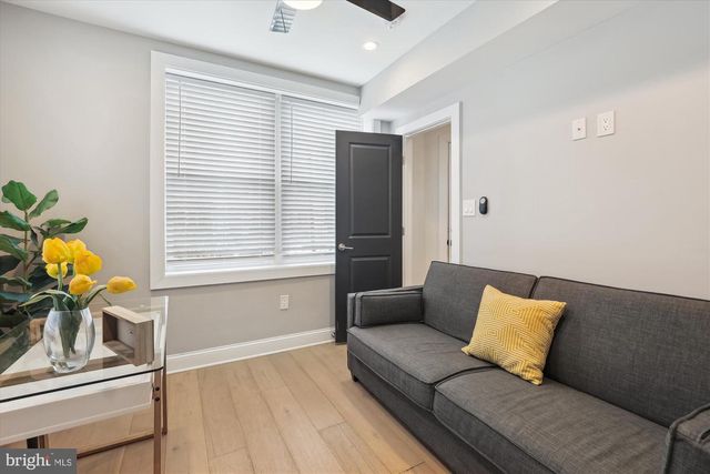 200 HAMILTON STREET # 2, Washington, DC 20011