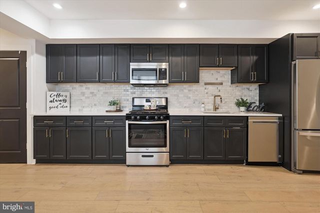 200 HAMILTON STREET # 2, Washington, DC 20011