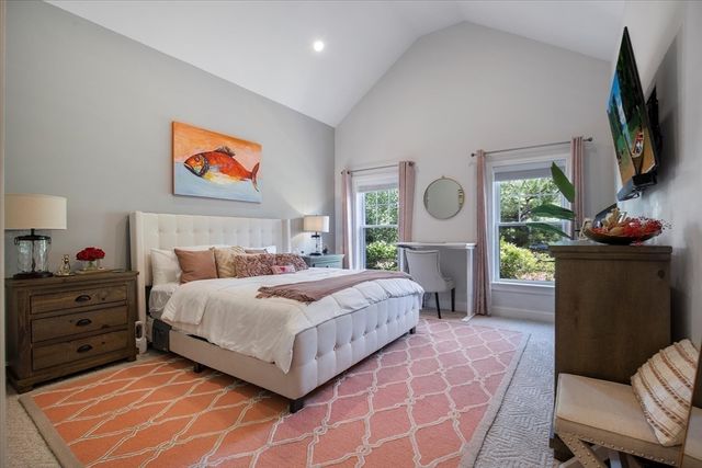 21 Saltwater Cir, Mashpee, MA 02649