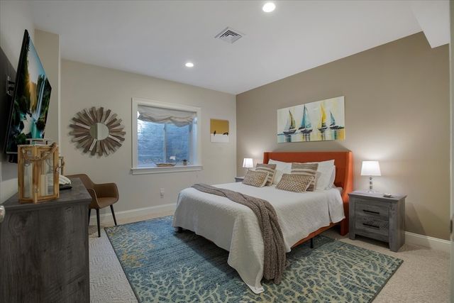 21 Saltwater Cir, Mashpee, MA 02649