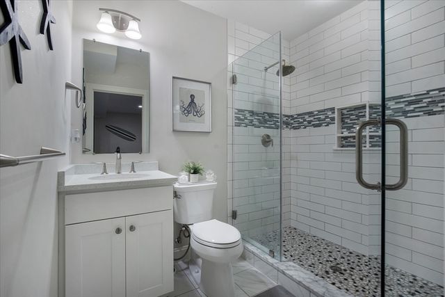 21 Saltwater Cir, Mashpee, MA 02649