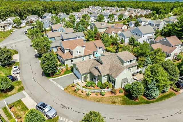 21 Saltwater Cir, Mashpee, MA 02649