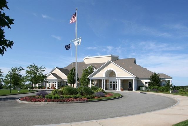 21 Saltwater Cir, Mashpee, MA 02649