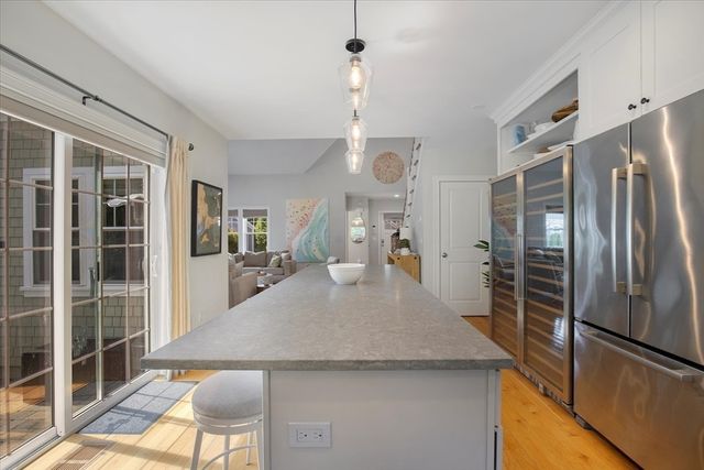 21 Saltwater Cir, Mashpee, MA 02649