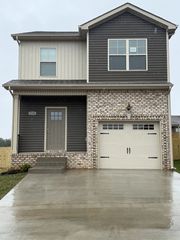1 Hugh Hunter, Oak Grove, KY 42262