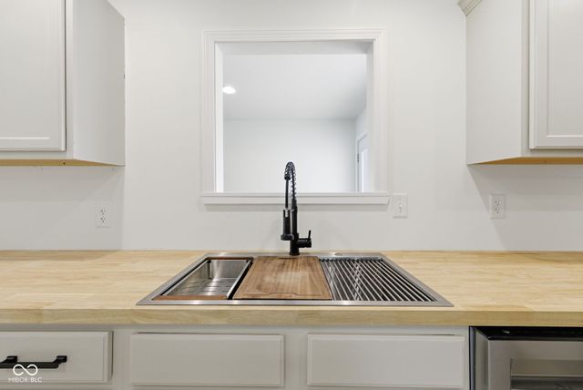 4839 W Regent Street, Indianapolis, IN 46241