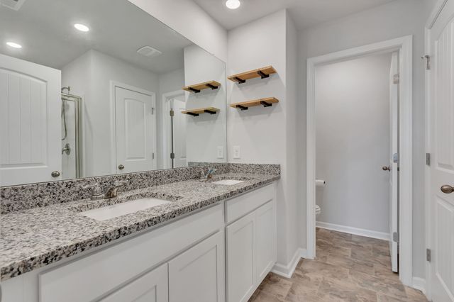 809 Dallas Dr, Columbia, TN 38401