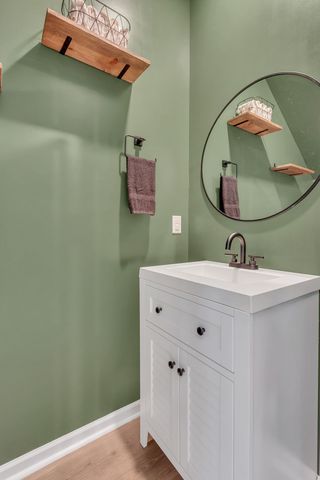 809 Dallas Dr, Columbia, TN 38401