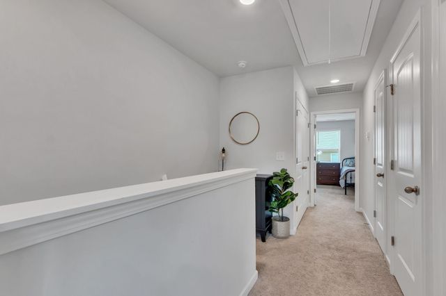 809 Dallas Dr, Columbia, TN 38401