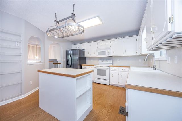 135 Franklin Court, Jasper, GA 30143