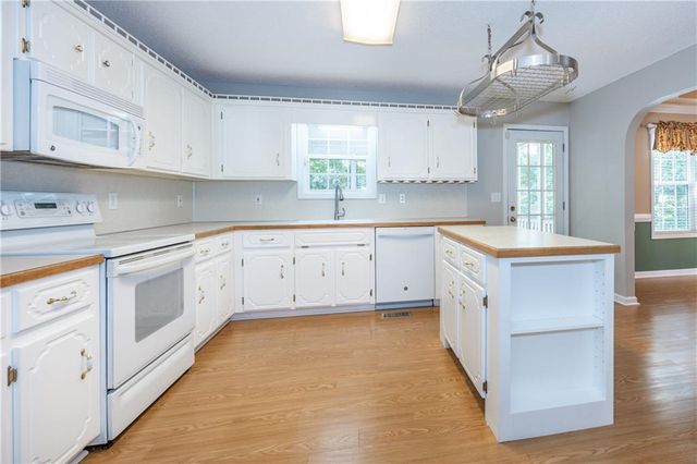135 Franklin Court, Jasper, GA 30143