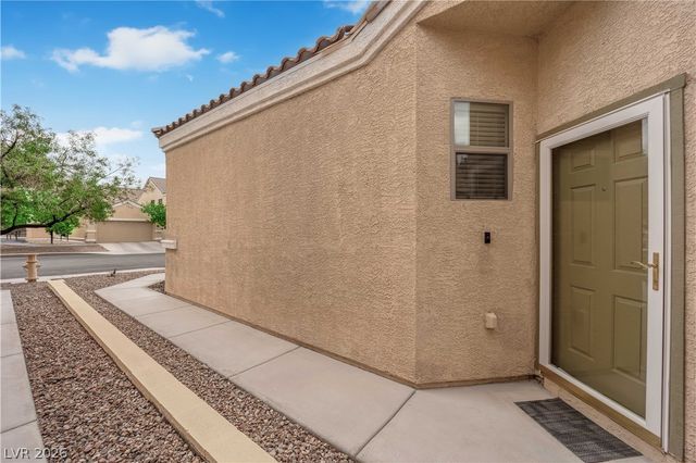 9153 Craven Avenue, Las Vegas, NV 89149