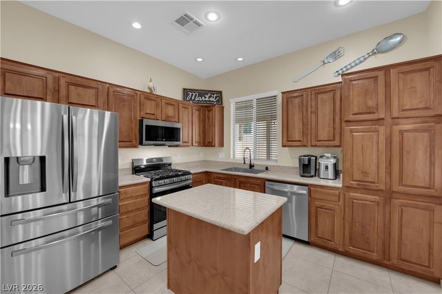 9153 Craven Avenue, Las Vegas, NV 89149