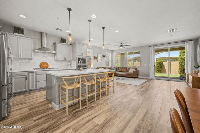 3870 E DUBLIN Street, Gilbert, AZ 85295