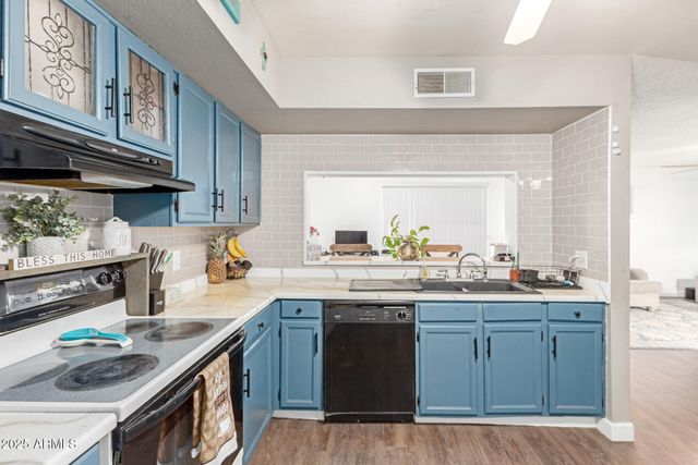 3732 W BLUEFIELD Avenue, Glendale, AZ 85308