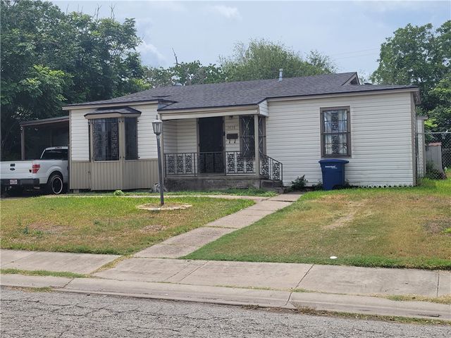 1438 Melbourne Dr, Corpus Christi, TX 78415