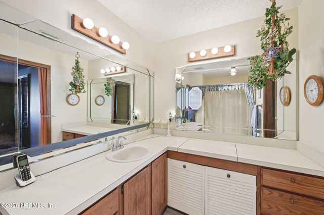 3268 WILDERNESS Circle, Middleburg, FL 32068