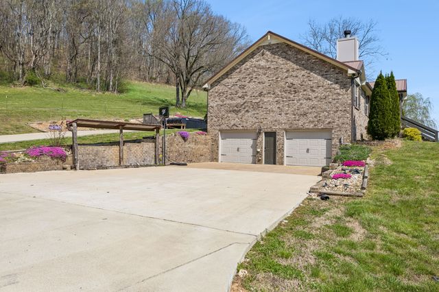 240 Scenic Ct, Pulaski, TN 38478