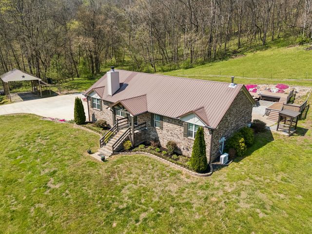 240 Scenic Ct, Pulaski, TN 38478