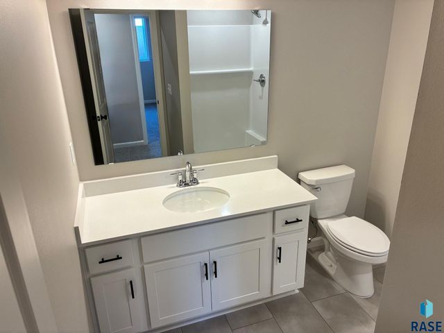 5905 S Coneflower Ave Avenue, Sioux Falls, SD 57108