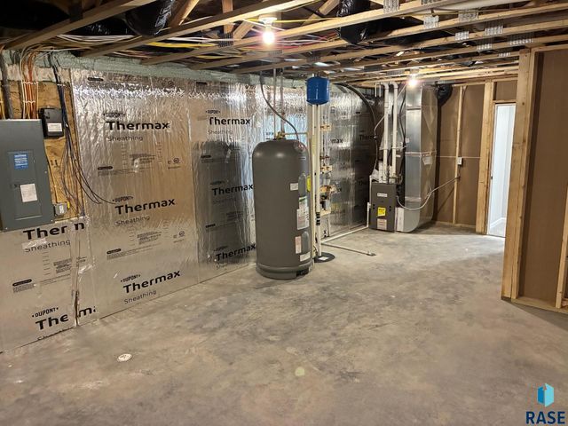 5905 S Coneflower Ave Avenue, Sioux Falls, SD 57108