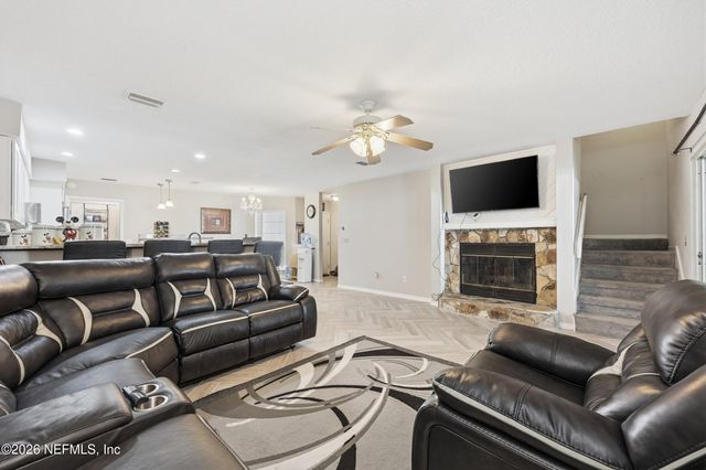 10155 BROOKWOOD FOREST Boulevard, Jacksonville, FL 32225