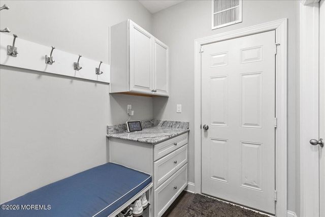 9 Foulks Terrace 1905, Lincroft, NJ 07738