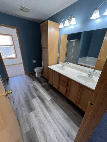 1868 Moccasin Drive, Waconia, MN 55387