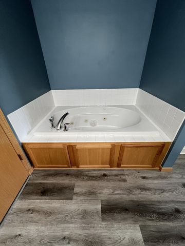 1868 Moccasin Drive, Waconia, MN 55387