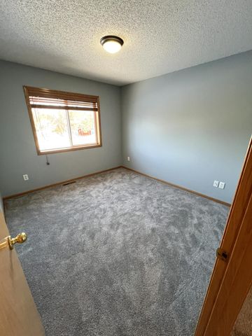 1868 Moccasin Drive, Waconia, MN 55387