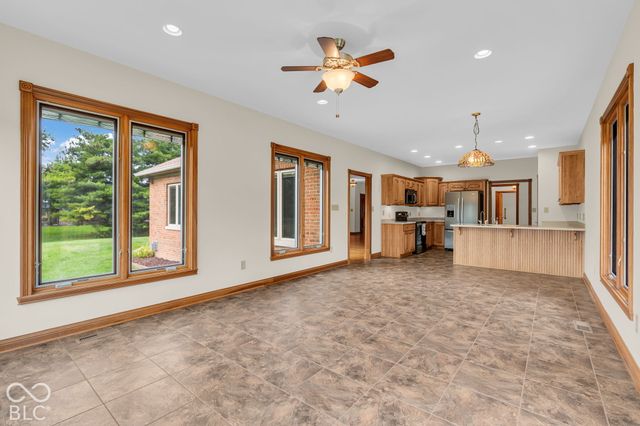 1165 Waterford Drive, Avon, IN 46123