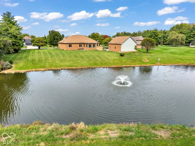 1165 Waterford Drive, Avon, IN 46123