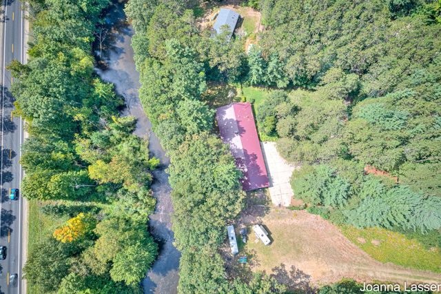 3944 S Brenlor Drive, Hesperia Vlg, MI 49421