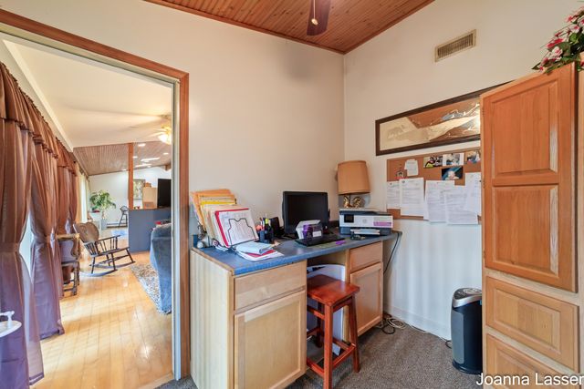 3944 S Brenlor Drive, Hesperia Vlg, MI 49421